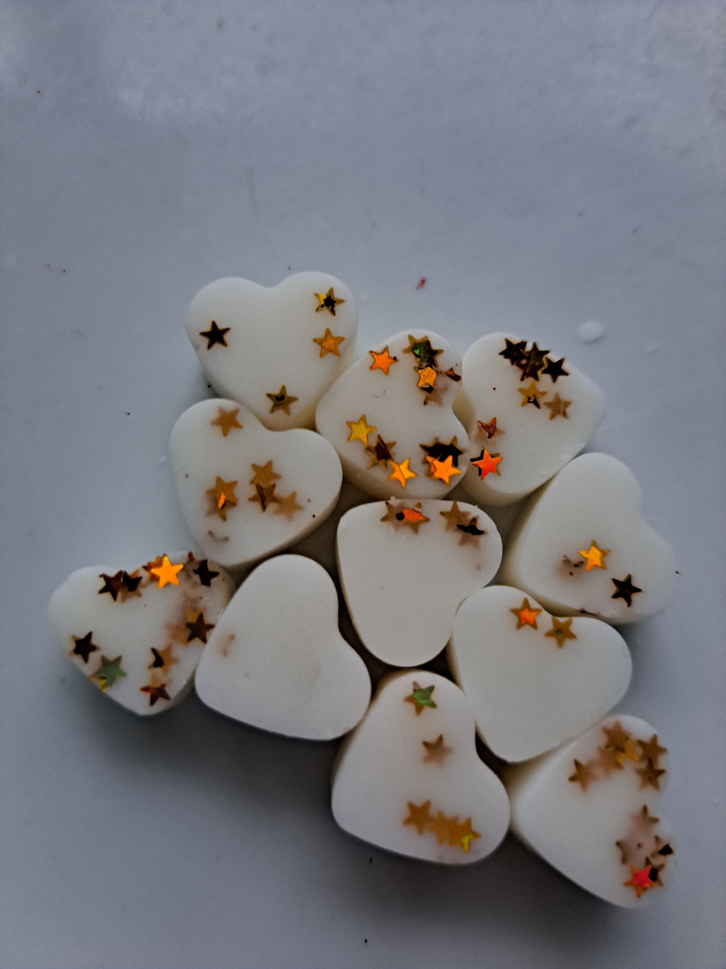 Winter Dusk X30 small hearts, including X5 delicate snowflakes ❄️
