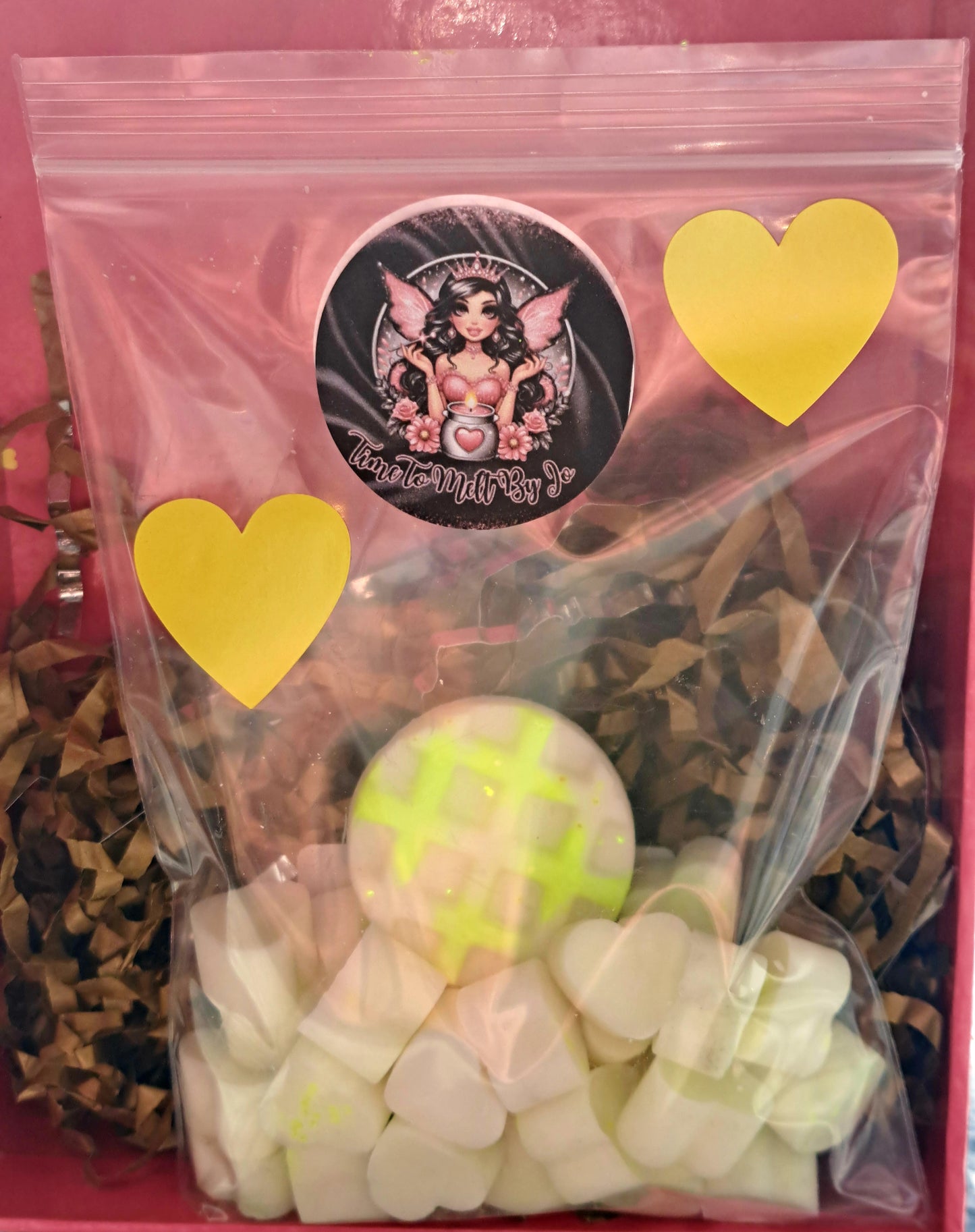 Marshmallow and Banana X30 small hearts, including X1 medium waffle