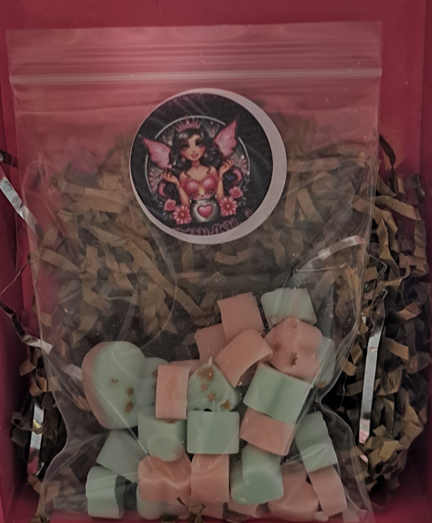 Spiced Pear and Musk X30 small hearts, including X1 medium heart