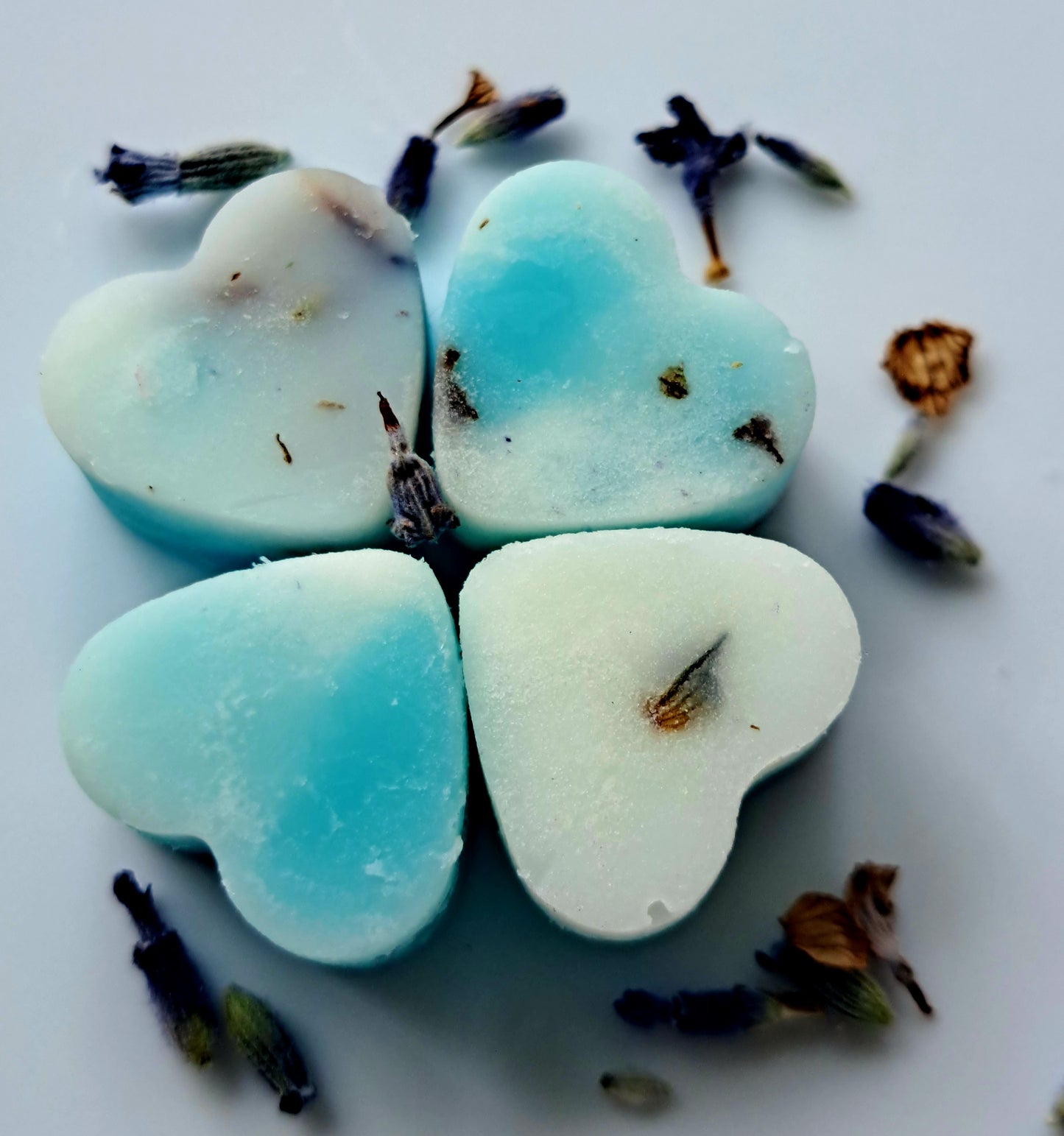 Botanical Tranquil Me Time X30 small hearts, including X1 medium heart