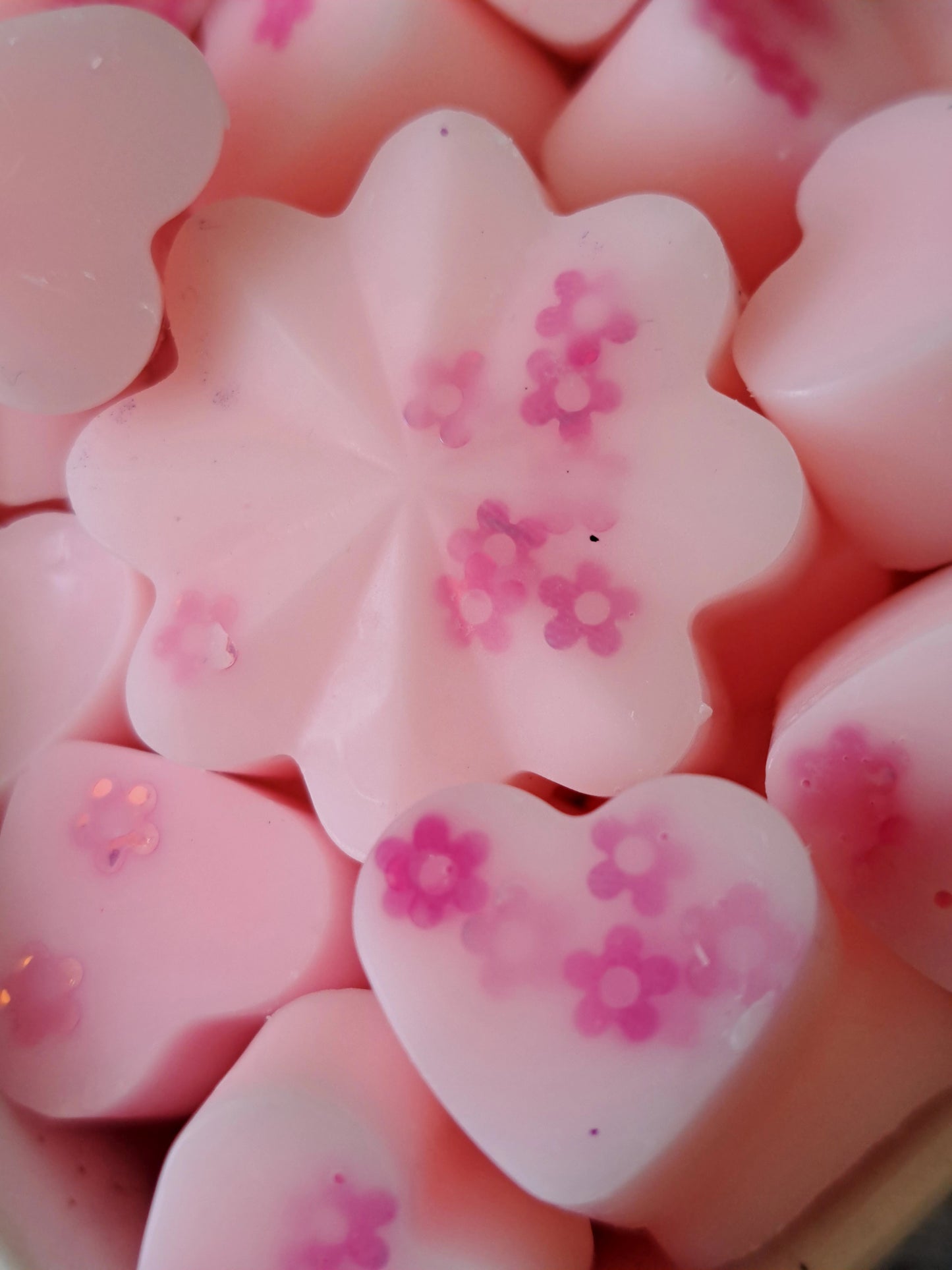 Cherry Blossom X30 small hearts, including X1 flower