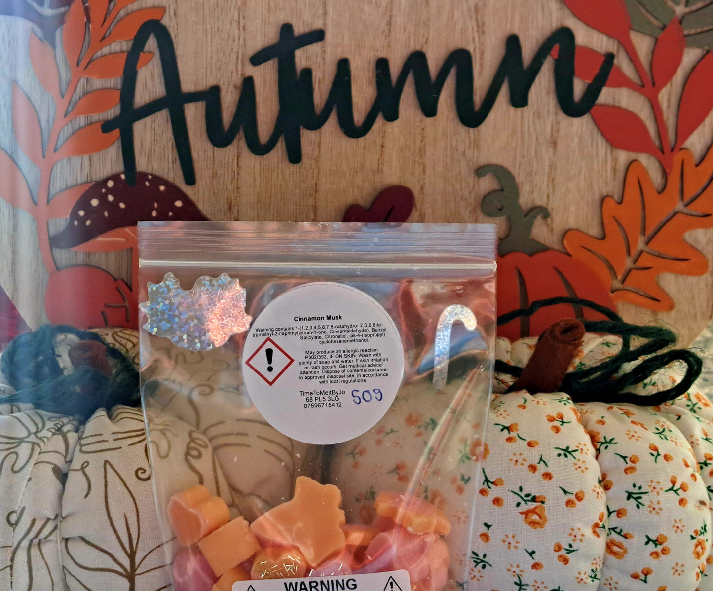 Cinnamon Musk X30 small hearts,including X5 delicate autumn leaves 🍂 and a bonus pumpkin 🎃