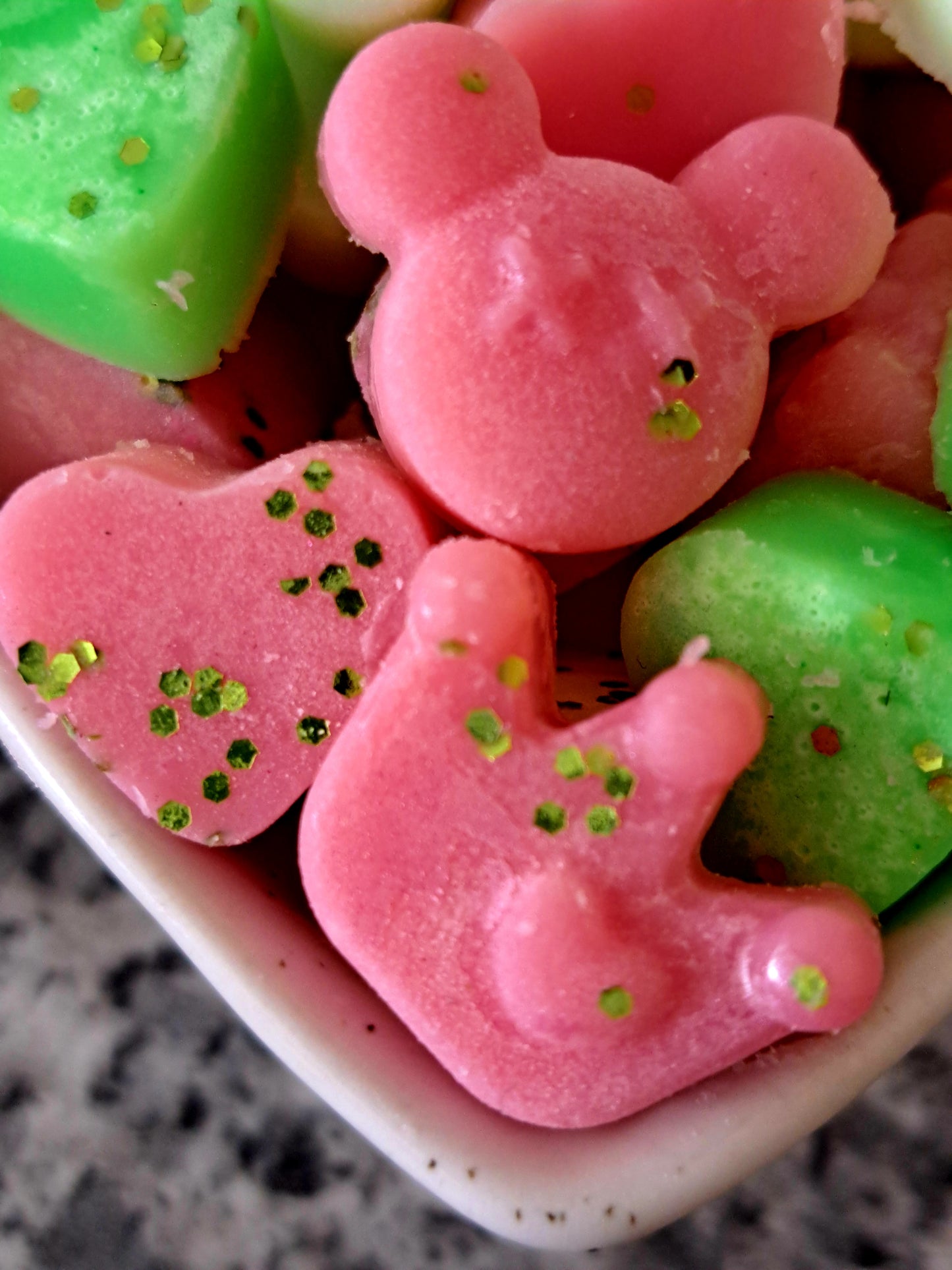 Melon Pop X50gs of Disney Inspired Shapes and small hearts 💕