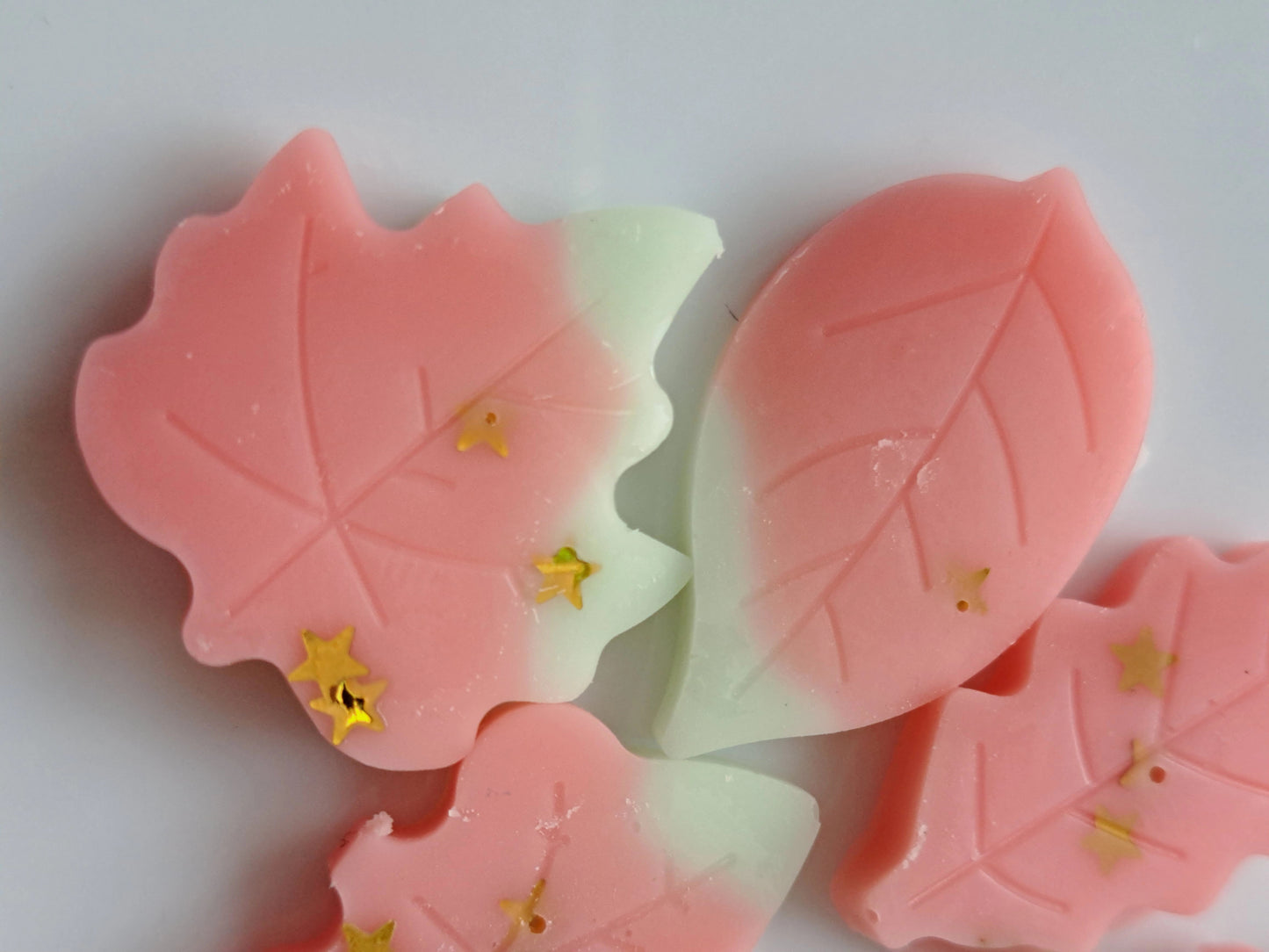 Spiced Pear and Musk X30 small hearts, including X5 delicate autumn leaves and a bonus pumpkin π π