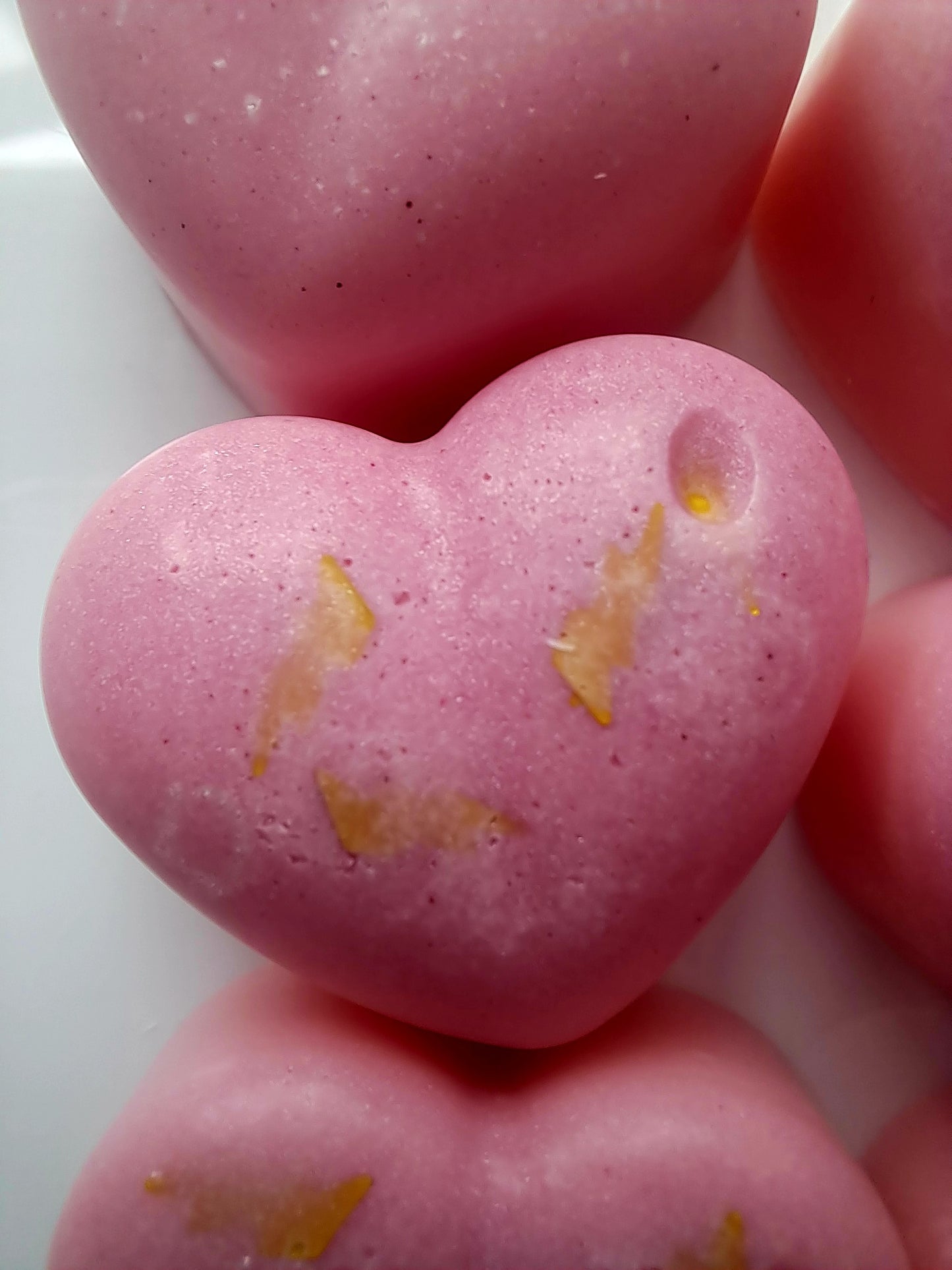 J’Adore Inspired X30 small hearts, including X1 medium heart 💕