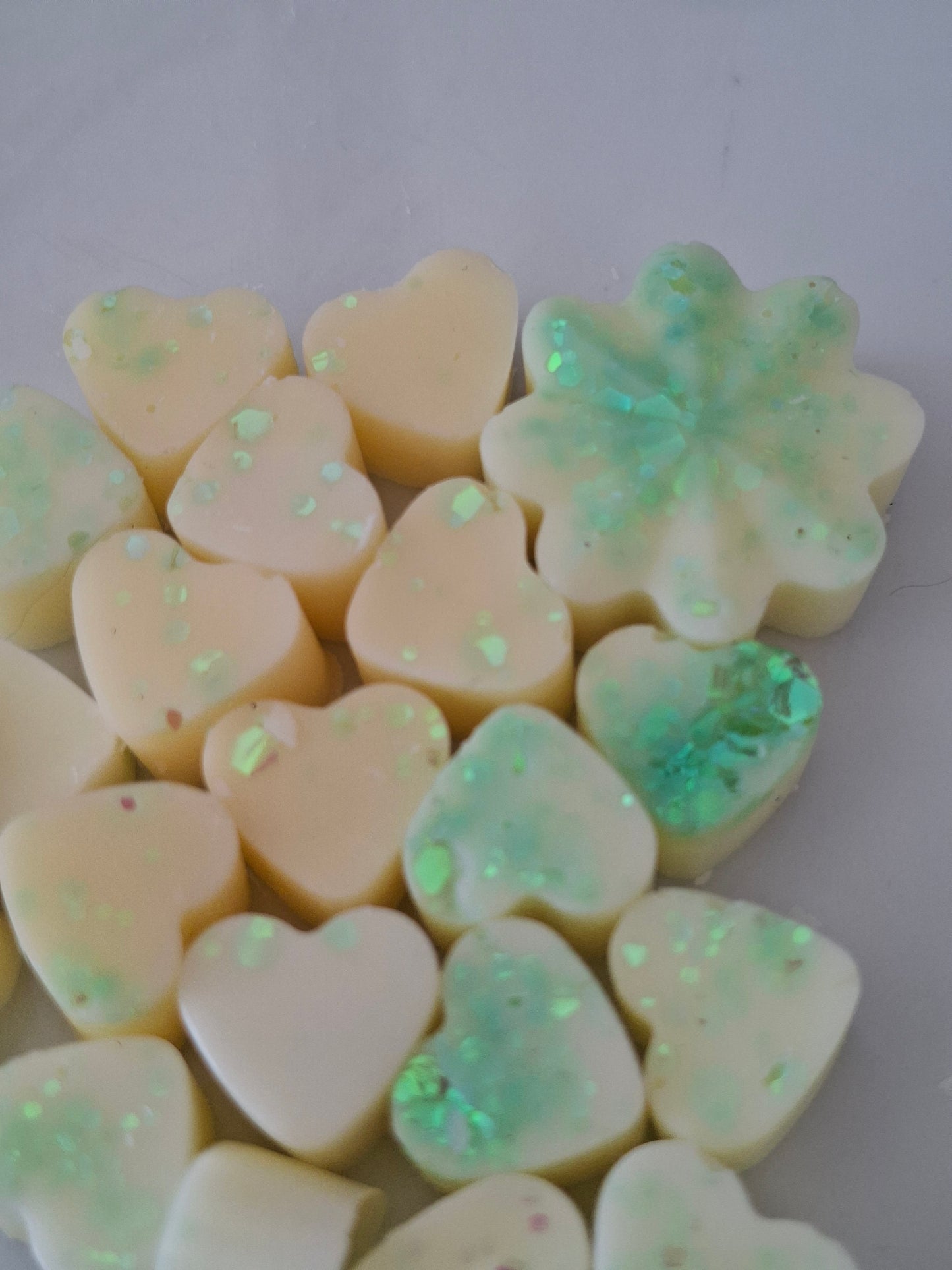 Citronellol Citrus Cocktail X30 small hearts, including X1 medium flower