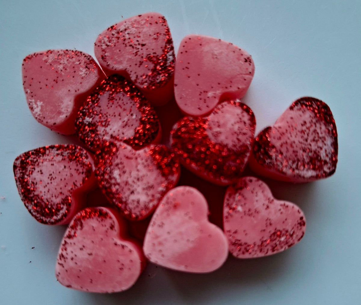 Candy Cane 🍬 Magic X30 small hearts, including X1 bonus christmas shape