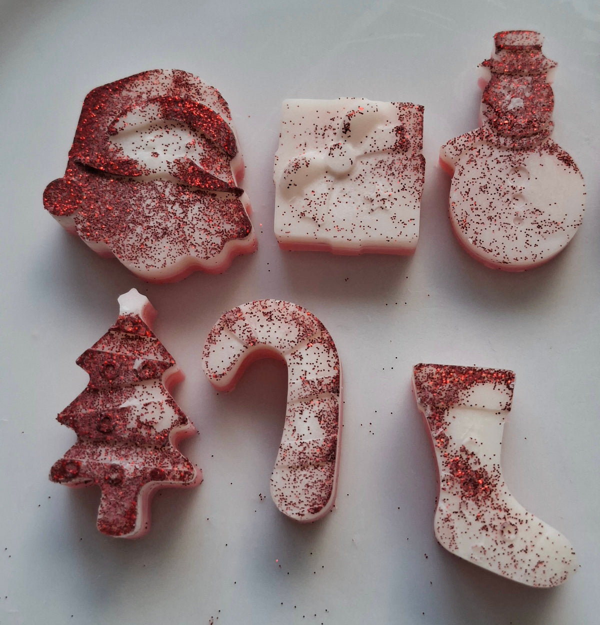 Candy Cane 🍬 Magic X30 small hearts, including X1 bonus christmas shape