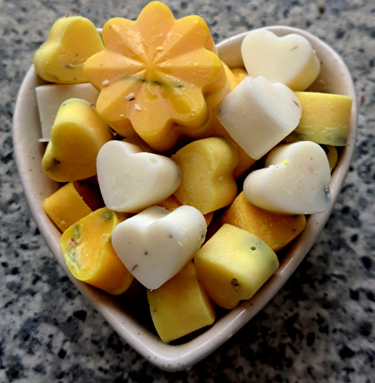 Botanical Lemon and Lavender X30 small hearts, including X1 medium flower 🌼