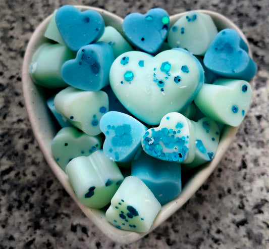 Jamaican and Hawalian Flowers X30 small hearts and X1 medium heart.