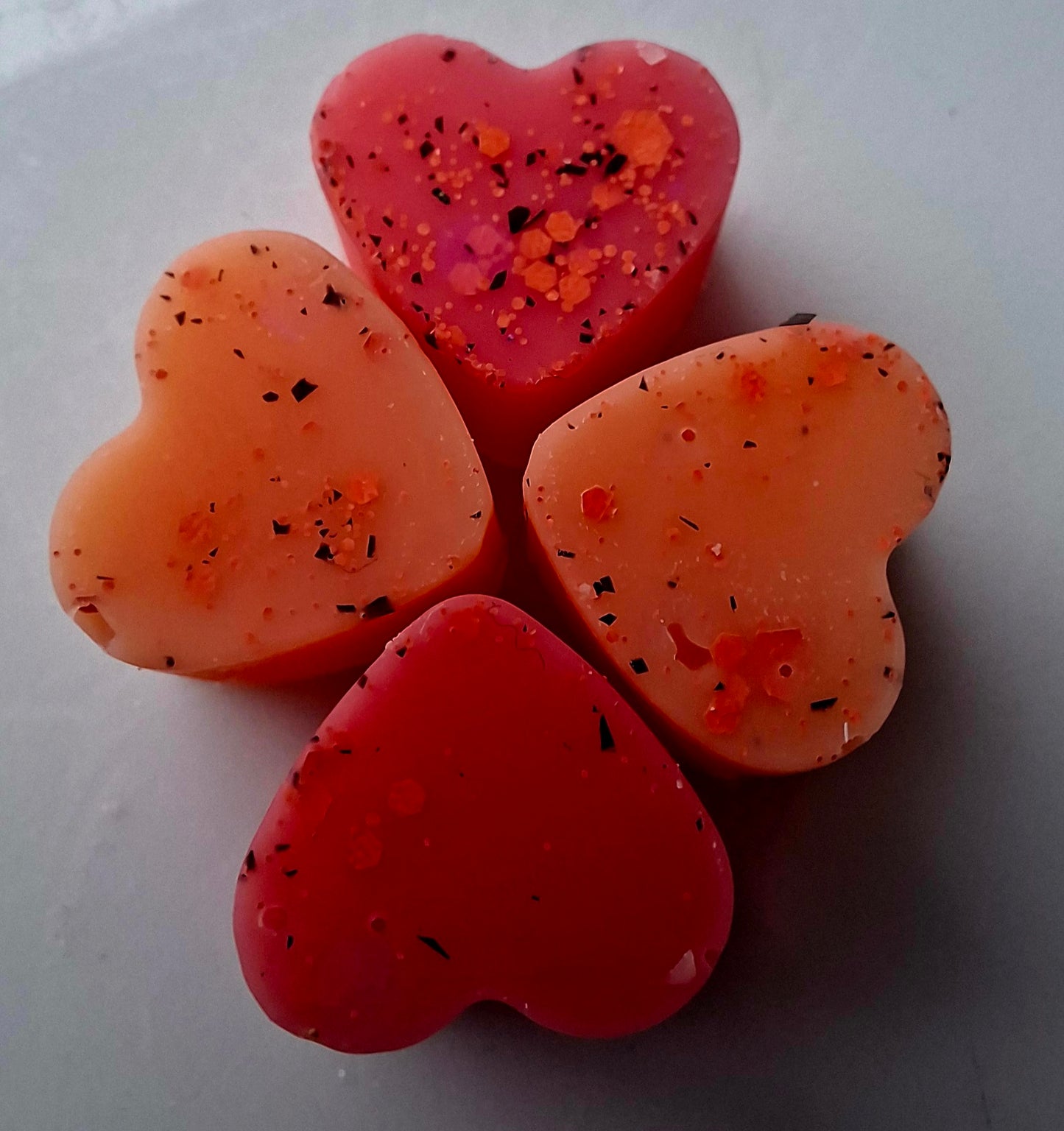 Limited Edition Smoke and Ember X30 small hearts,including X5 delicate autumn leaves 🍂 and a bonus pumpkin 🎃