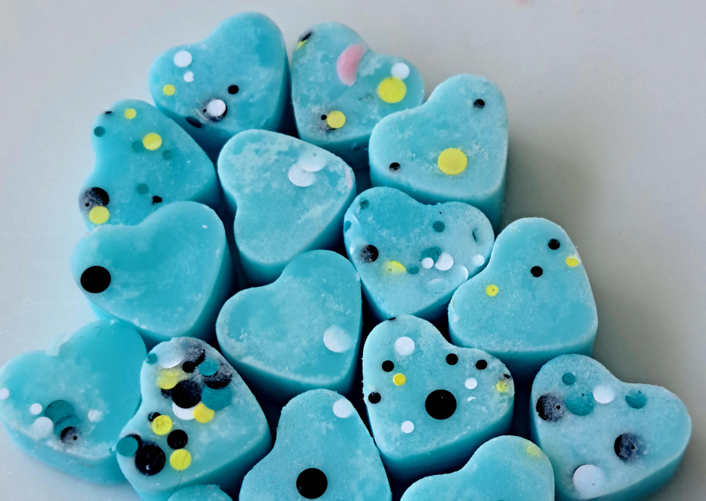 Samphire and Sea Mint 🌊 X30 small hearts, including X1 bonus sea animal