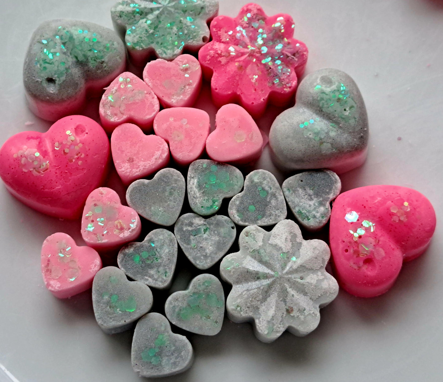 Bridgerton Inspired Sakura Tree 🌳 X50gs of various size hearts 💕 and flowers 💐