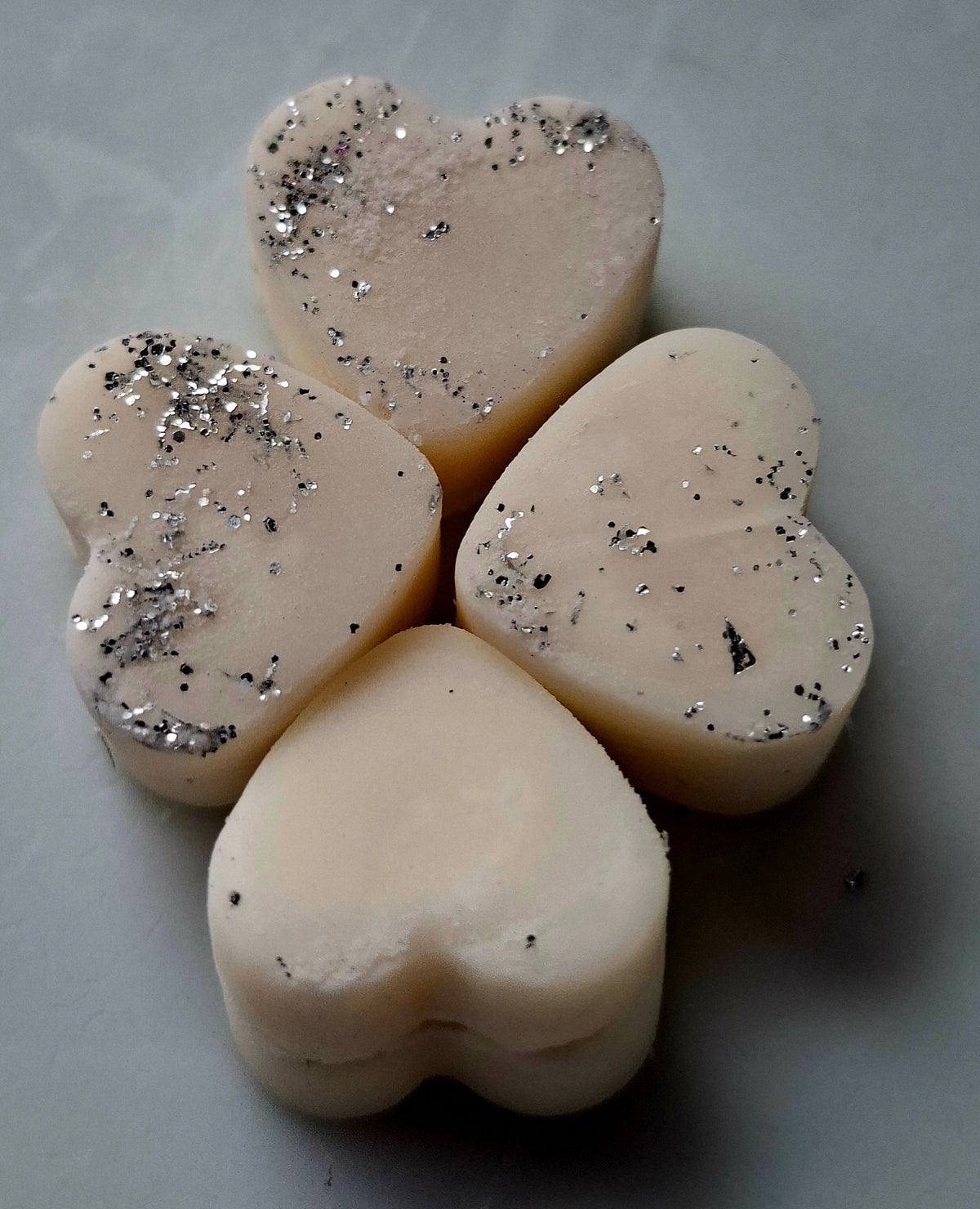 Berry Crumble X30 small hearts, including X5 delicate autumn leaves 🍂 and a bonus pumpkin 🎃