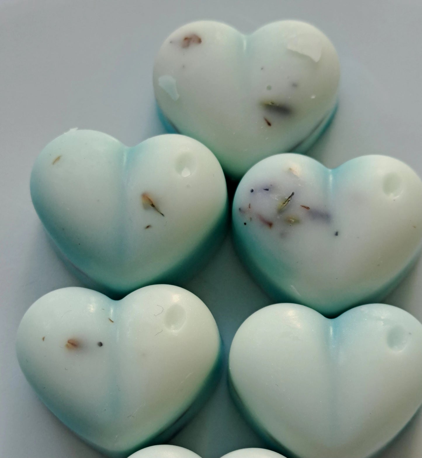 Botanical Tranquil Me Time X30 small hearts, including X1 medium heart