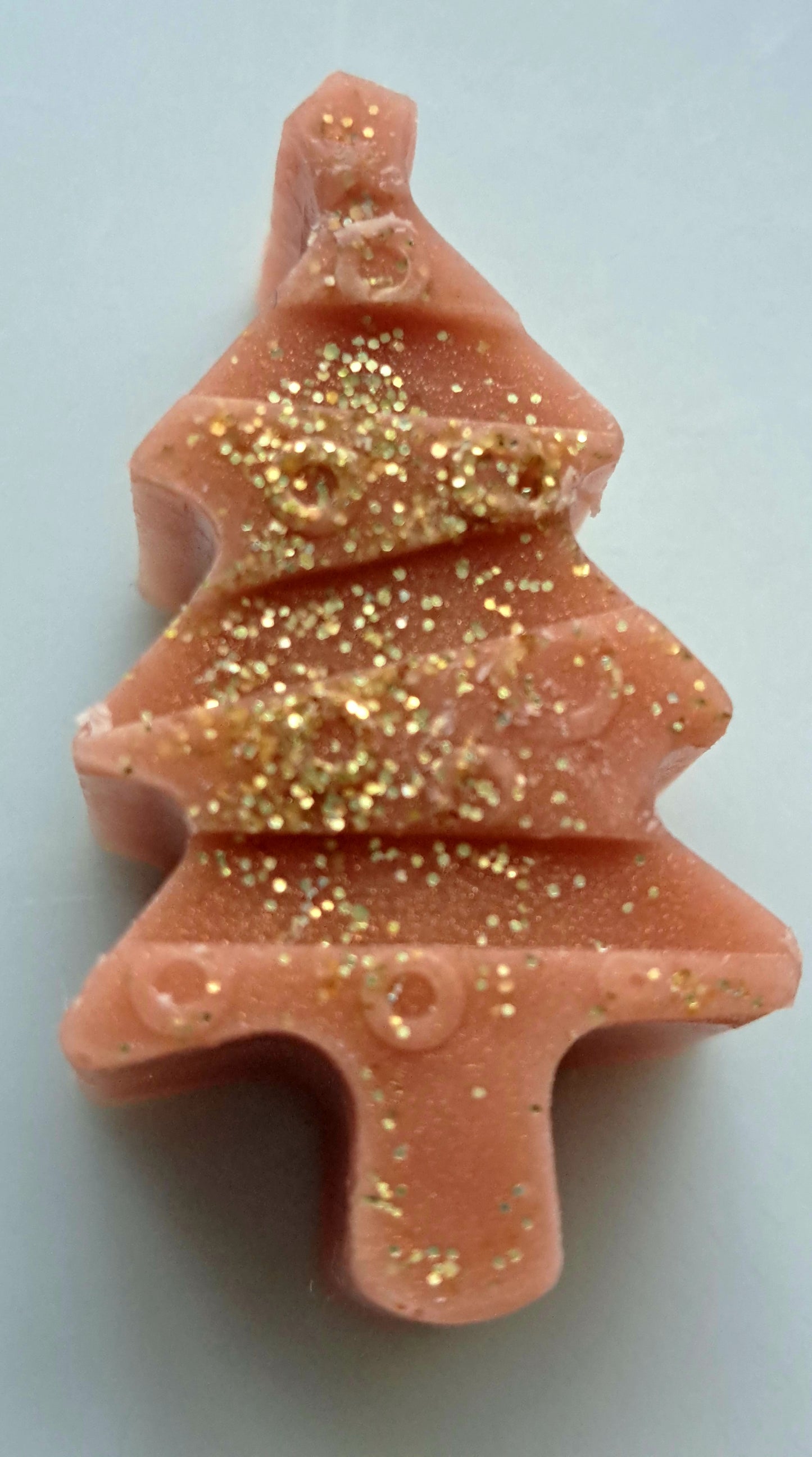 Gingerbread House X30 small hearts, including X1 christmas bonus shape.