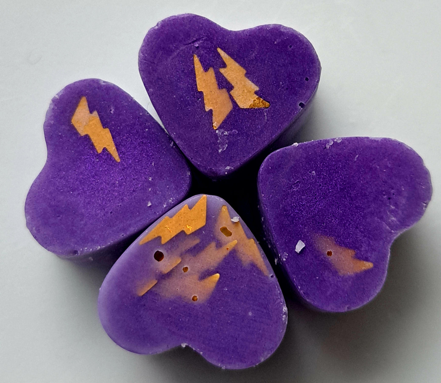 Black Cherry 🍒 X30 small hearts, including X1 medium heart