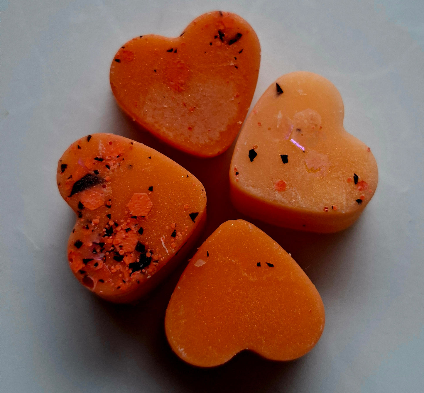 Pumpkin Cream Crumble X30 small hearts, including X5 delicate autumn leaves 🍂 and a bonus pumpkin 🎃