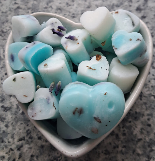 Botanical Tranquil Me Time X30 small hearts, including X1 medium heart