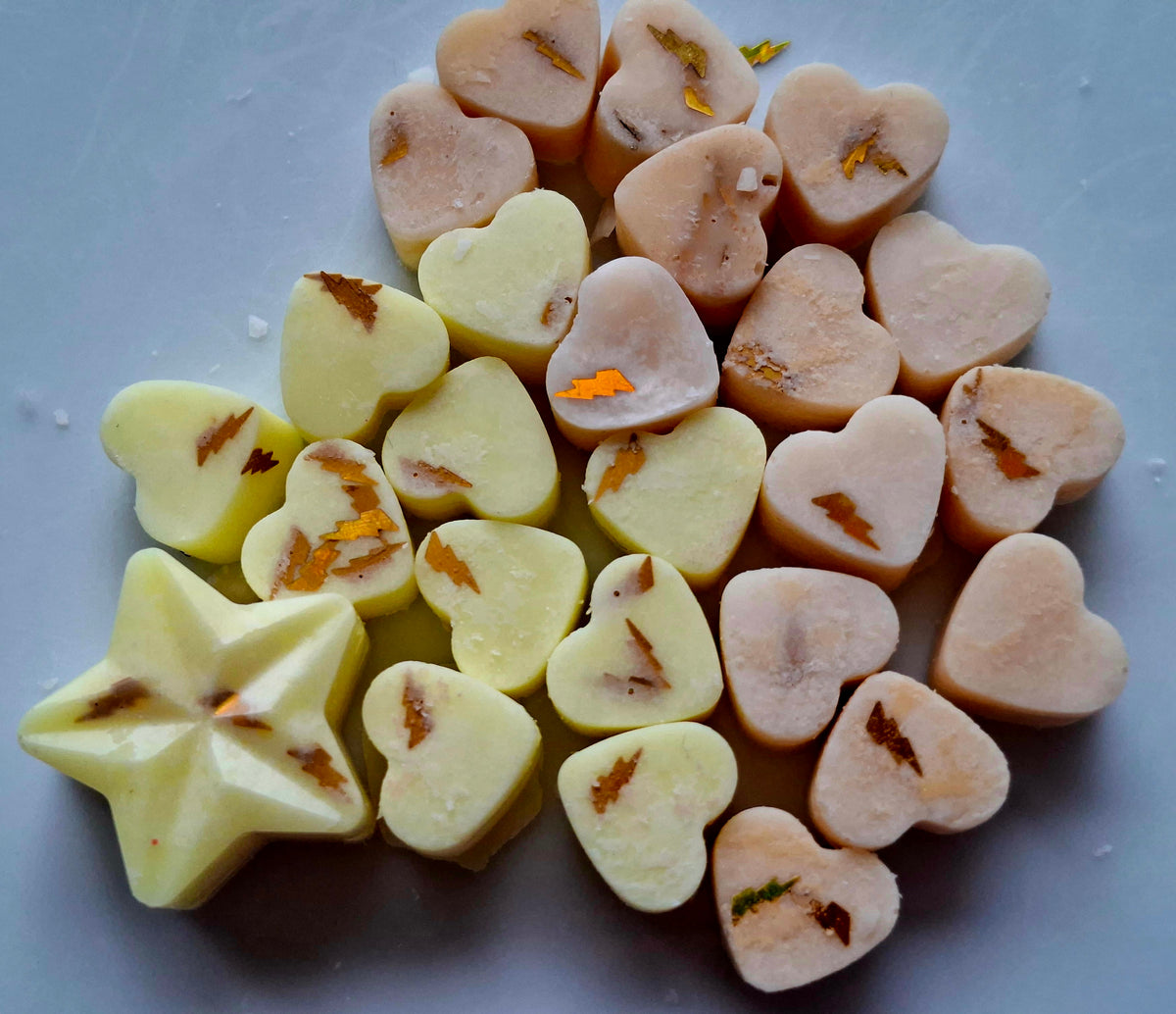 Caramel Milkshake X30 small hearts, including X1 bonus star 🌟
