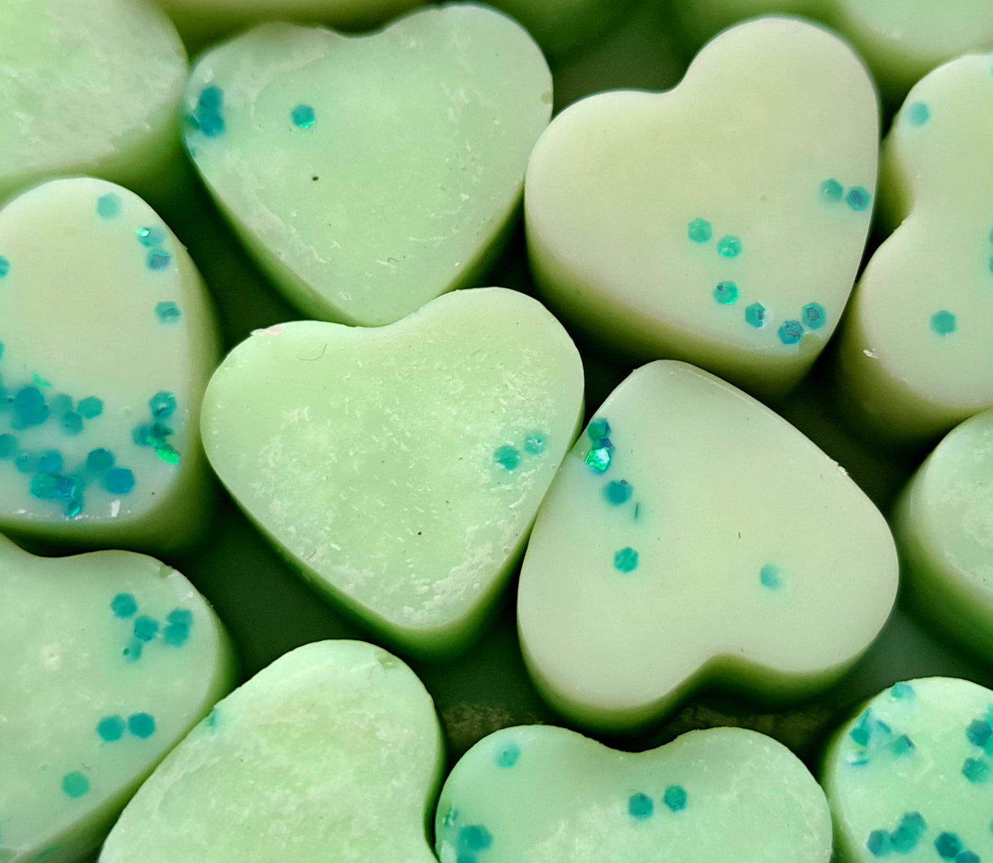 Lenny Inspired Frosted Eucalyptus and Woodland Petals X30 small hearts, including X1 medium flower 🌸