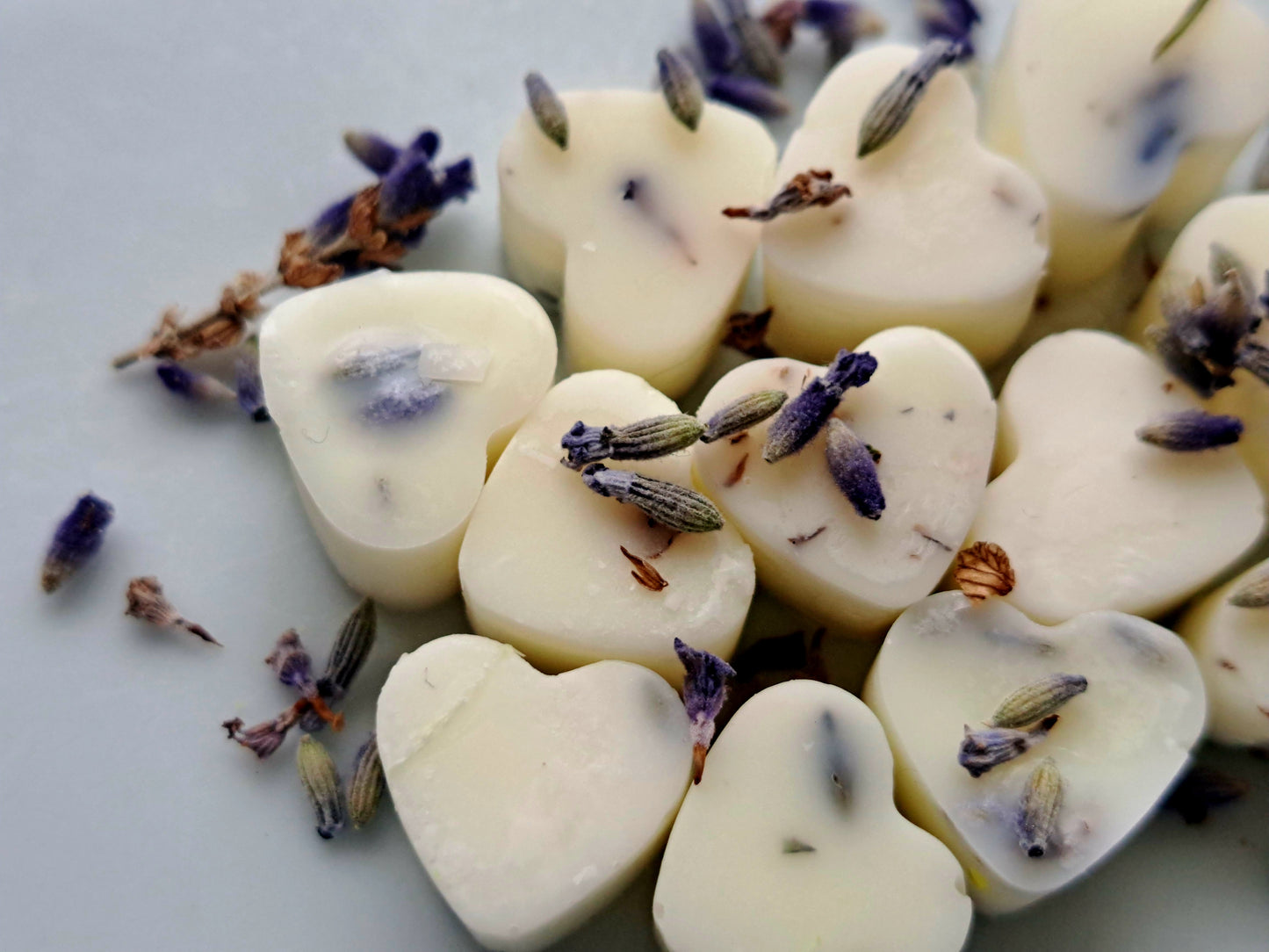 Botanical Lemon and Lavender X30 small hearts, including X1 medium flower 🌼