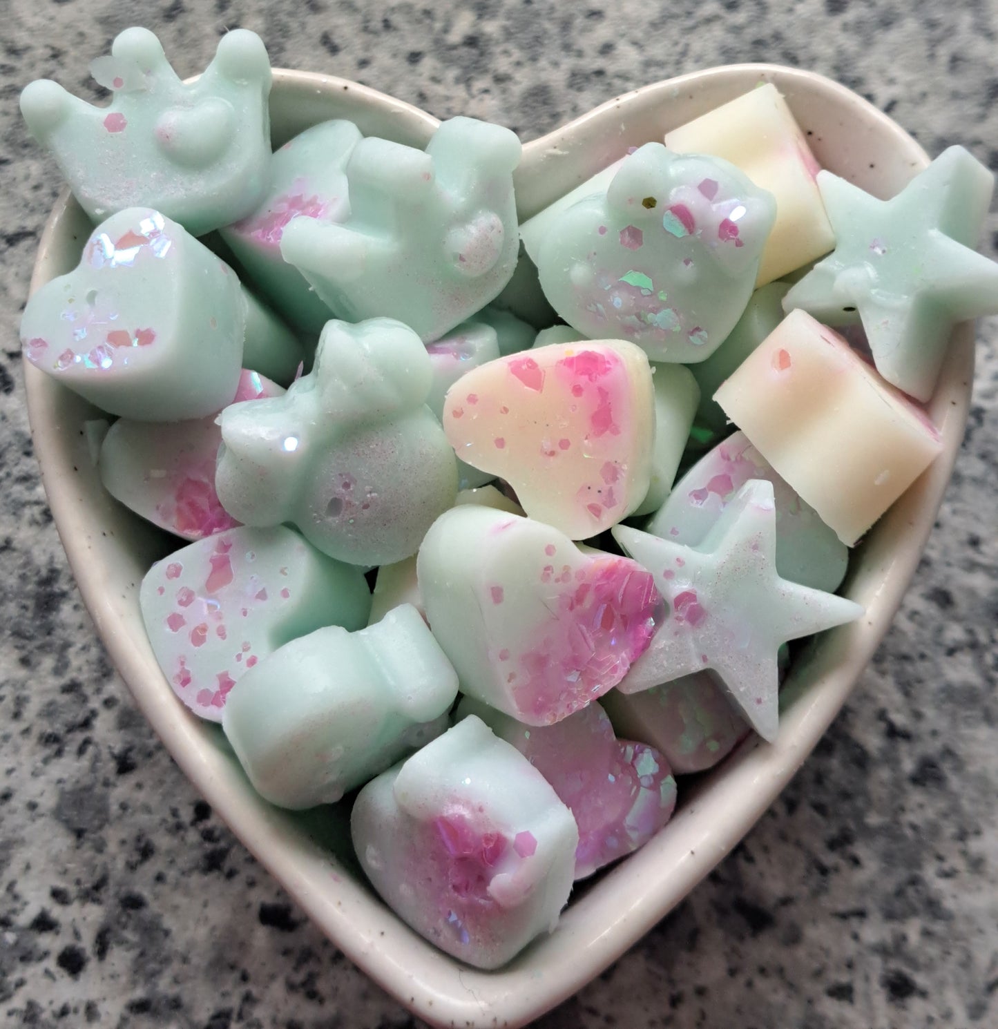 Angelic Touch ( Similar to a popular women's perfume) X50 grams of small hearts and Disney-inspired shapes.