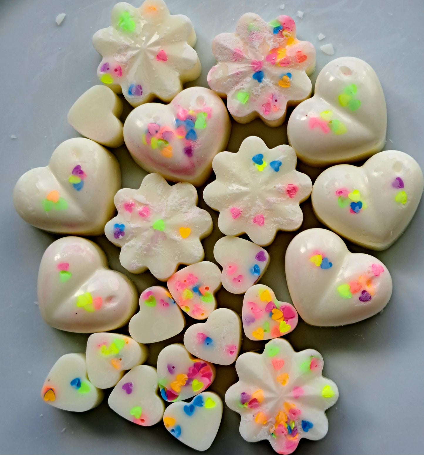 Bridgerton Inspired Practice Your Curtsey X50gs of various size hearts 💕 and flowers 💐